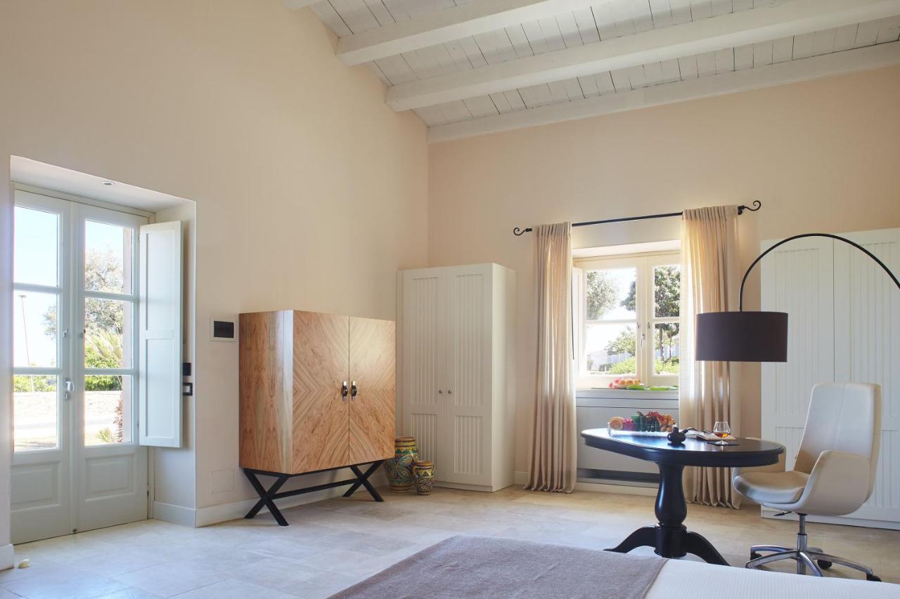 Borgo Di Luce I Monasteri Golf Resort & Spa Συρακούσες Εξωτερικό φωτογραφία A room at the hotel