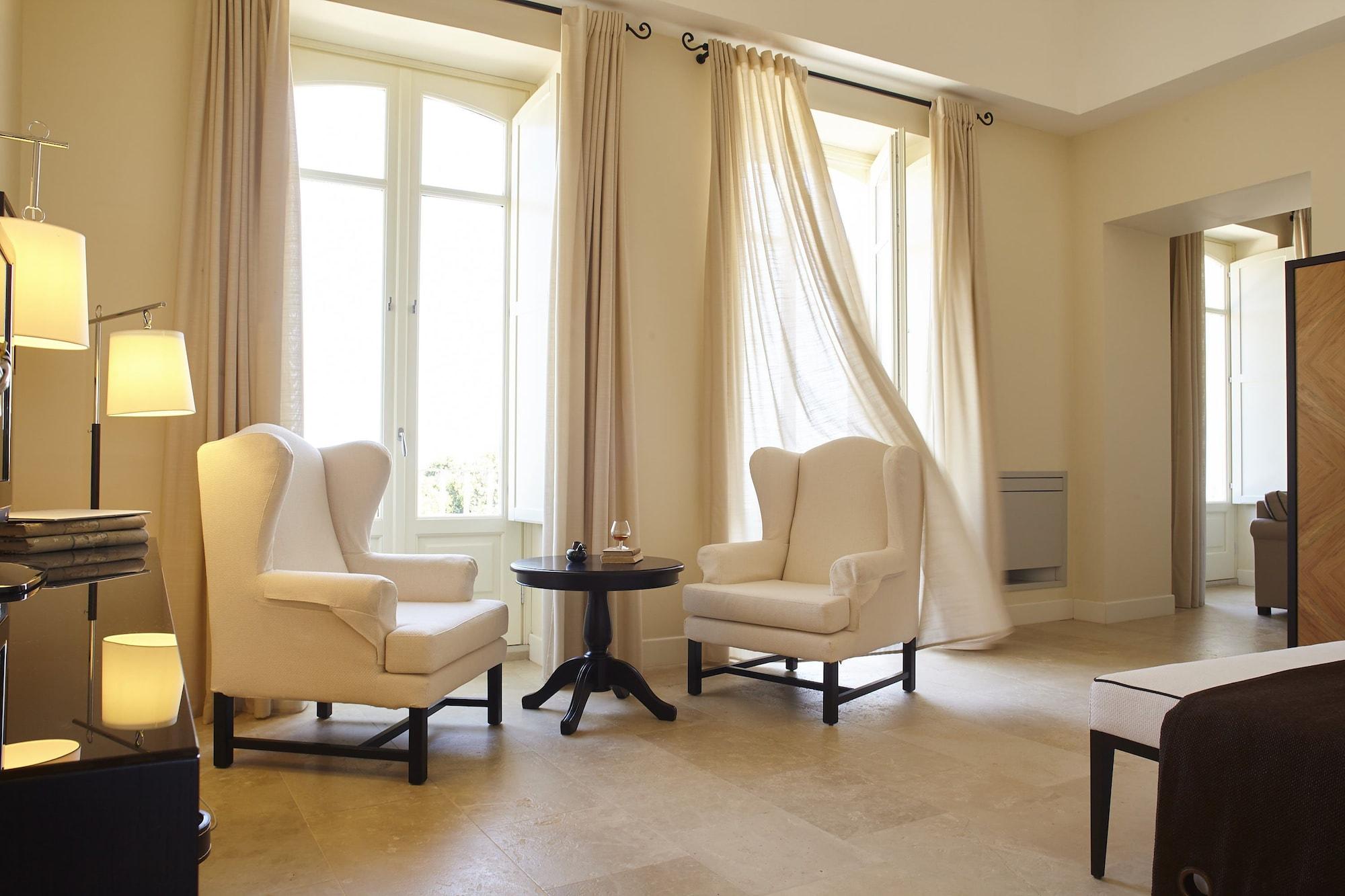 Borgo Di Luce I Monasteri Golf Resort & Spa Συρακούσες Εξωτερικό φωτογραφία A room at the Hotel de Charost