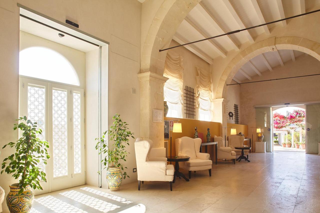 Borgo Di Luce I Monasteri Golf Resort & Spa Συρακούσες Εξωτερικό φωτογραφία Interior of the hotel