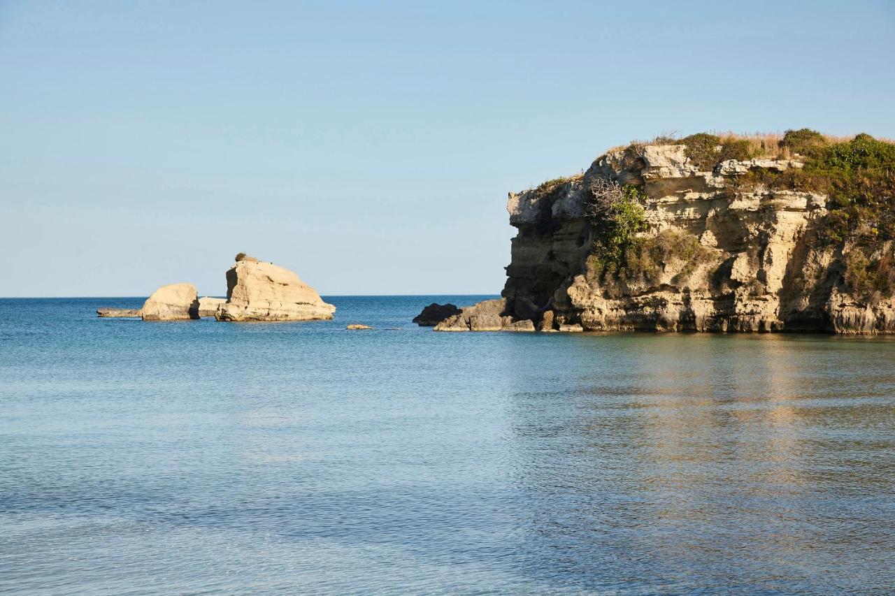 Borgo Di Luce I Monasteri Golf Resort & Spa Συρακούσες Εξωτερικό φωτογραφία The coast of the island of Pag